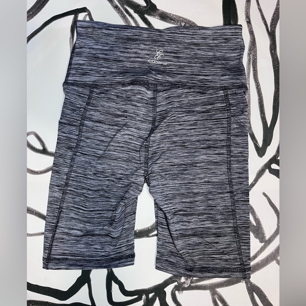 High Waist Biker Shorts. Buttery Soft. Deep Pockets. Women’s size XS BRAND NEW! - Picture 4 of 6